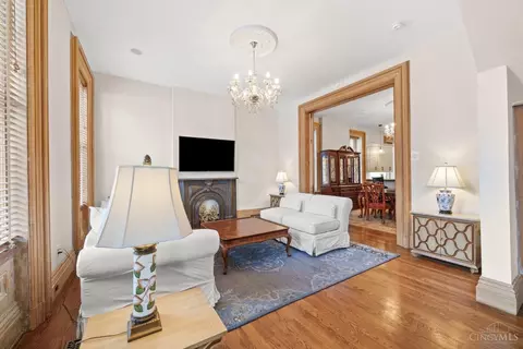 Living - 1828 Republic St, Cincinnati, OH 45202 photo 2 of 9