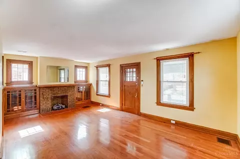 2905 Ruehlmann Pl, Cincinnati, OH 45211 photo 4