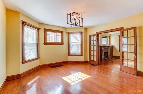 2905 Ruehlmann Pl, Cincinnati, OH 45211 photo 9
