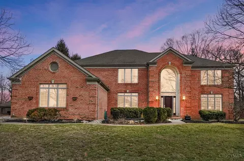 2054 Harcourt Estates Dr, Cincinnati, OH 45244
