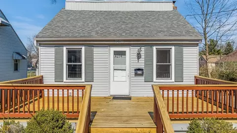4234 Myrtle Ave, Cincinnati, OH 45236