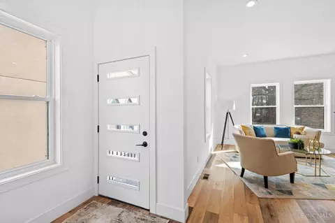 Entry Way - 3131 Hackberry St, Cincinnati, OH 45207 photo 1 of 11