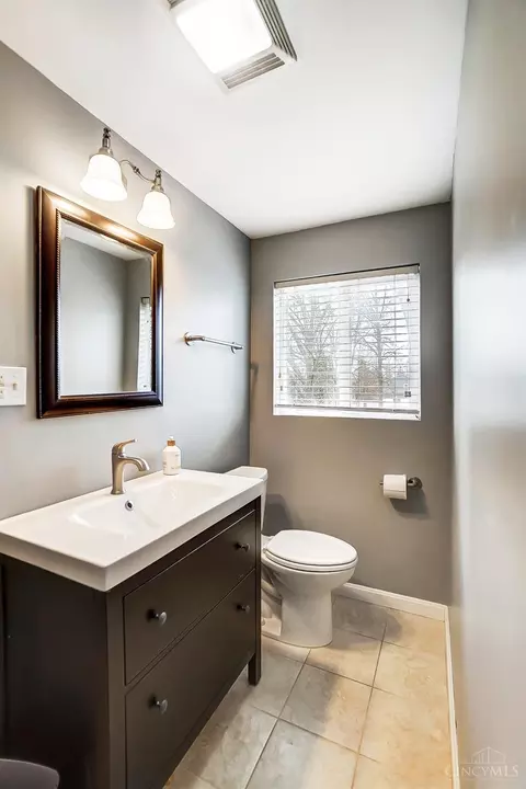 4709 Belleview Ave, Blue Ash, OH 45242 photo 33