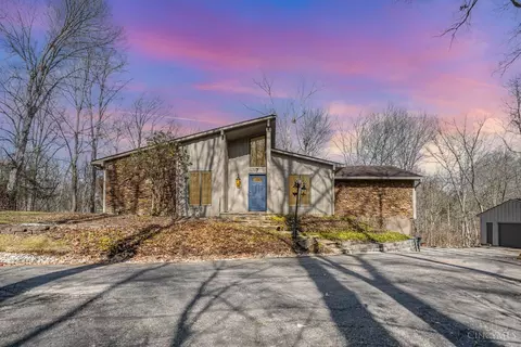 7 Legend Ct, Cincinnati, OH 45244