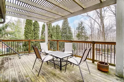 575 Pepper Ridge Rd, Cincinnati, OH 45244 photo 35
