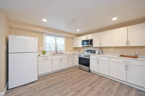 207 Lela Dr, Mason, OH 45040 photo 8