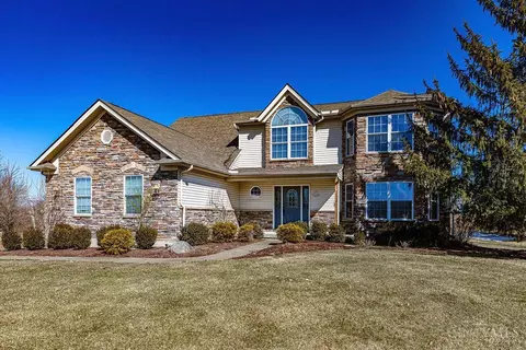 1372 Missy Ct, Hamilton, OH 45013
