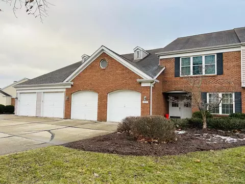 6287 Eagles Lake Dr, Cincinnati, OH 45248