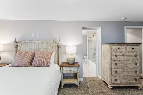Bedroom - 2590 Devils Backbone Rd, Cincinnati, OH 45233 photo 5 of 5