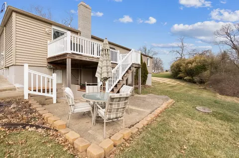 Exterior - 2590 Devils Backbone Rd, Cincinnati, OH 45233 photo 4 of 6