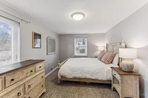 Bedroom - 2590 Devils Backbone Rd, Cincinnati, OH 45233 photo 3 of 5