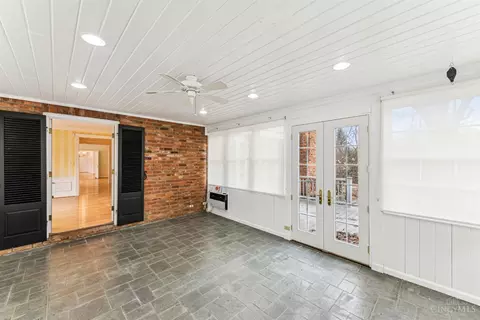 848 Van Nes Dr, Glendale, OH 45246 photo 5