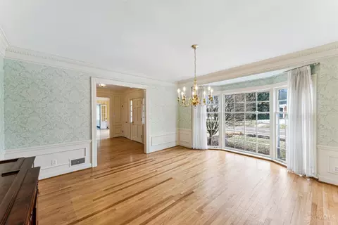 848 Van Nes Dr, Glendale, OH 45246 photo 7
