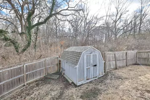 2120 Adams Rd, Cincinnati, OH 45231 photo 27