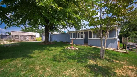 208 Wilson Dr, Tiffin Twp, OH 45693