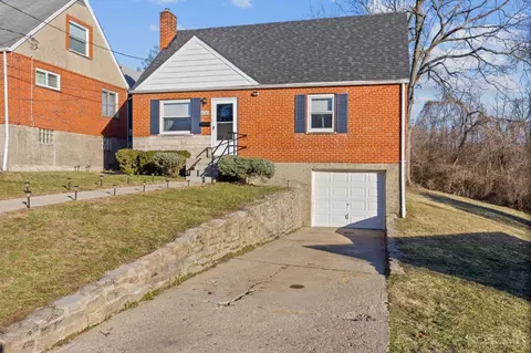 4710 Hardwick Dr, Cincinnati, OH 45238 photo 4