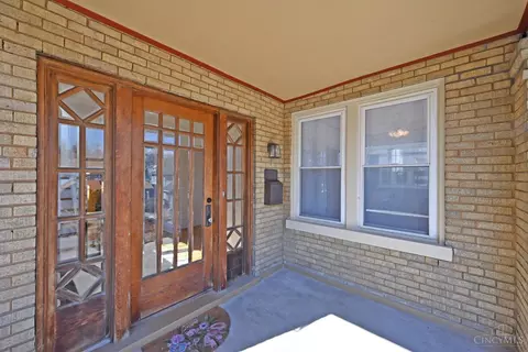 3959 Warwick Ave, Cincinnati, OH 45229 photo 4