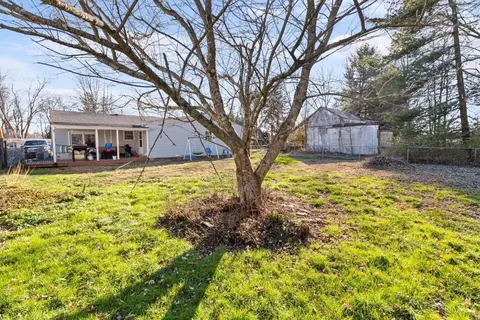 127 Pansy Pike, Blanchester, OH 45107 photo 24