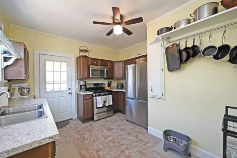 Kitchen - 4566 Buxton Rd, Cincinnati, OH 45242 photo 2 of 2