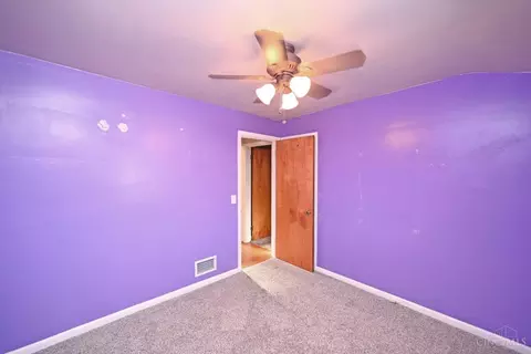 Bedroom - 2127 Adams Rd, Cincinnati, OH 45231 photo 7 of 7