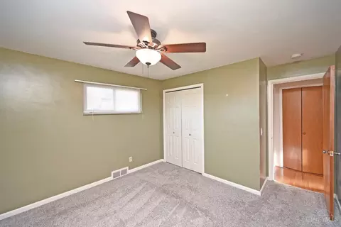 Bedroom - 2127 Adams Rd, Cincinnati, OH 45231 photo 5 of 7