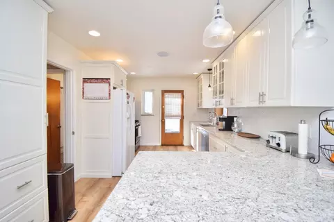 6911 Bramble Ave, Cincinnati, OH 45227 photo 13