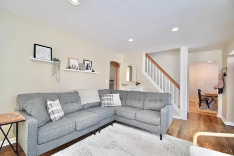 6911 Bramble Ave, Cincinnati, OH 45227 photo 5