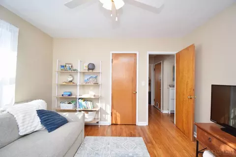 6911 Bramble Ave, Cincinnati, OH 45227 photo 23