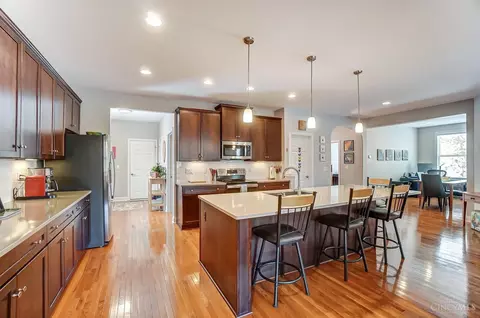 6334 Old Forest Dr, Hamilton Township, OH 45039 photo 14