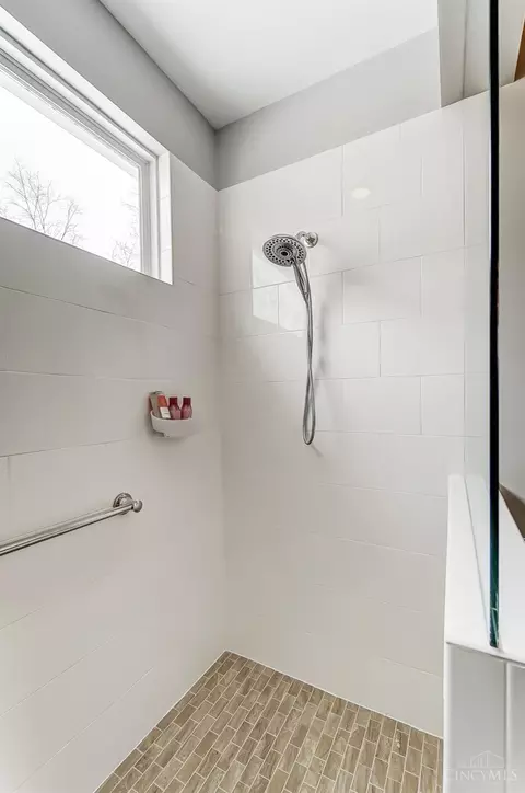 6334 Old Forest Dr, Hamilton Township, OH 45039 photo 35