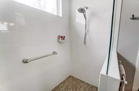 6334 Old Forest Dr, Hamilton Township, OH 45039 photo 36