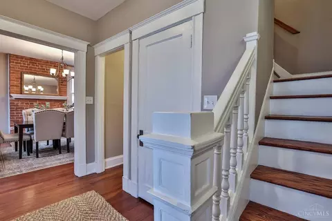 Entry Way - 3105 Markbreit Ave, Cincinnati, OH 45209 photo 2 of 2