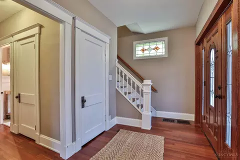Entry Way - 3105 Markbreit Ave, Cincinnati, OH 45209 photo 1 of 2