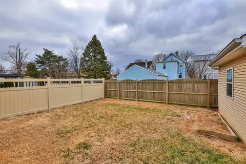Exterior - 3105 Markbreit Ave, Cincinnati, OH 45209 photo 4 of 6