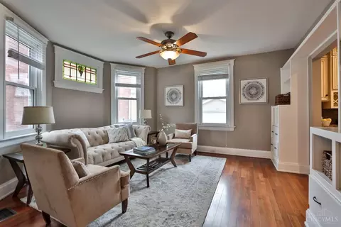 Living - 3105 Markbreit Ave, Cincinnati, OH 45209 photo 1 of 3