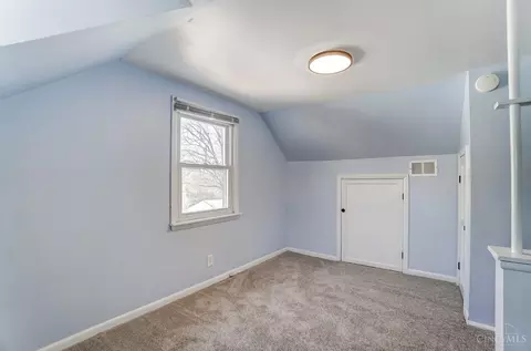 Bedroom - 174 E Crest Dr, Reading, OH 45215 photo 5 of 8