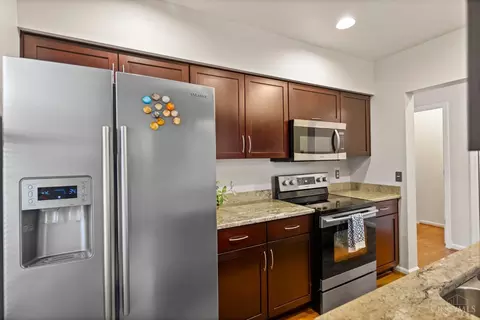 2714 Hackberry St, Cincinnati, OH 45206 photo 7