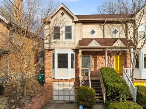 2714 Hackberry St, Cincinnati, OH 45206