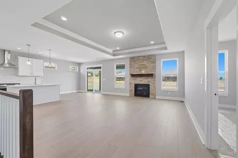 Living - 3968 Lukas Ln, Hamilton, OH 45013 photo 1 of 9
