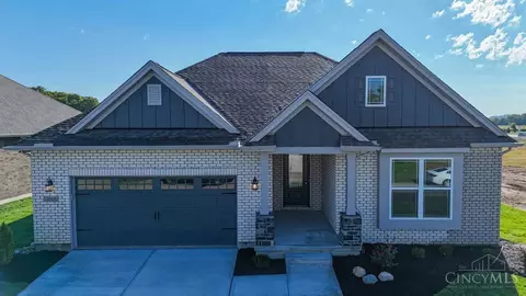 Exterior - 3968 Lukas Ln, Hamilton, OH 45013 photo 9 of 11