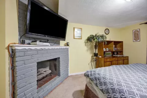 Bedroom - 2632 Niagara St, Cincinnati, OH 45231 photo 1 of 2