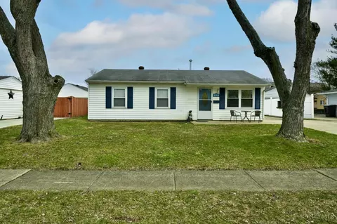 936 Primrose Dr, West Carrollton, OH 45449