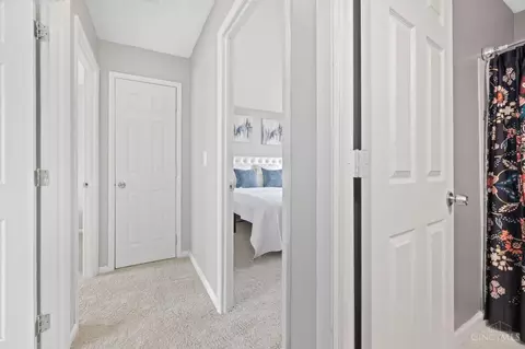 Entry Way - 11686 Holgate Dr, Forest Park, OH 45240 photo 2 of 2