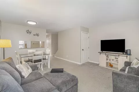 Other - 943 Villa View Ct, Cincinnati, OH 45238 photo 2 of 7