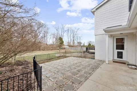 Exterior - 3645 Hopper Ridge Rd, Cincinnati, OH 45255 photo 4 of 8