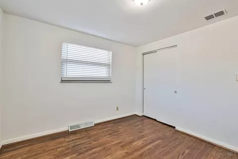 750 Augcliffe Dr, Cincinnati, OH 45245 photo 27
