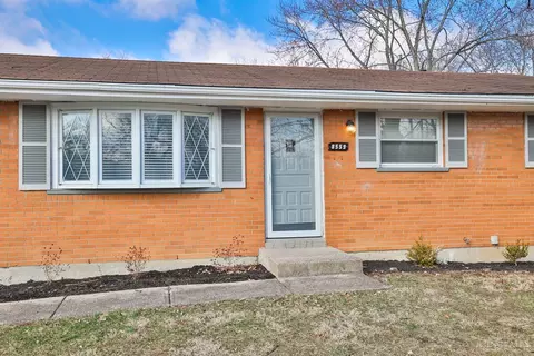 Exterior - 8559 Sunlight Dr, Cincinnati, OH 45231 photo 2 of 9