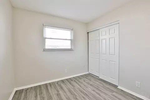 Bedroom - 8559 Sunlight Dr, Cincinnati, OH 45231 photo 2 of 6