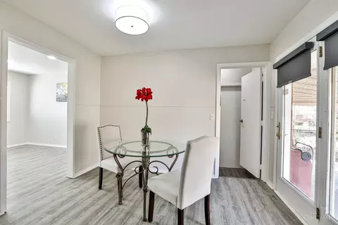 Dining - 8559 Sunlight Dr, Cincinnati, OH 45231 photo 2 of 3