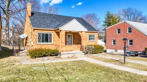 Exterior - 3900 Darwin Ave, Cheviot, OH 45211 photo 2 of 6